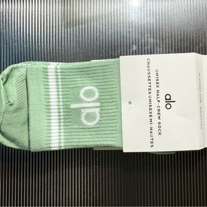 ALO Yoga Mint Green Half-Crew Socks